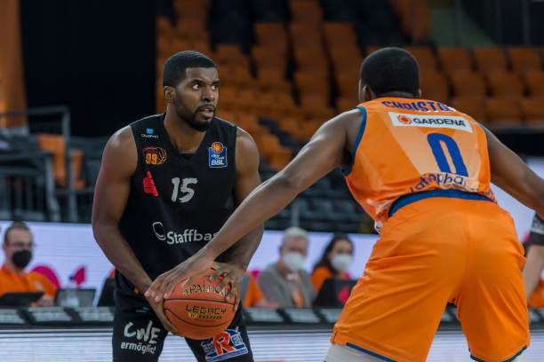 助攻也同样 助攻也同样