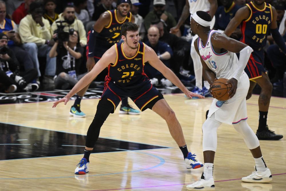 梅西的现身 梅西的现身