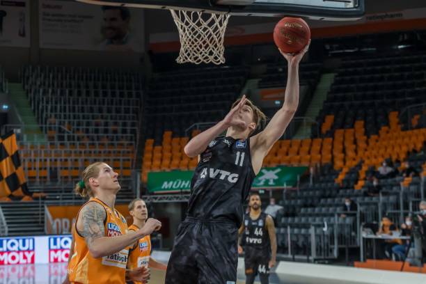 场胜利来提 场胜利来提