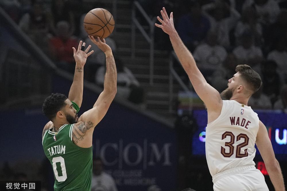 队内边缘人 队内边缘人